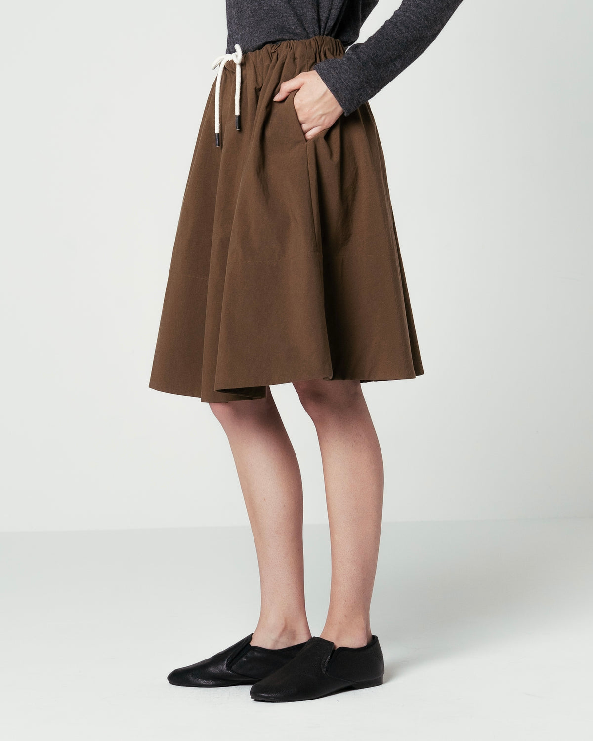 NYLON OXFORD FLARE SKIRT(ナイロンオックスフォードフレアスカート)|ONIT(オニット)OFFICIAL ONLINE STORE