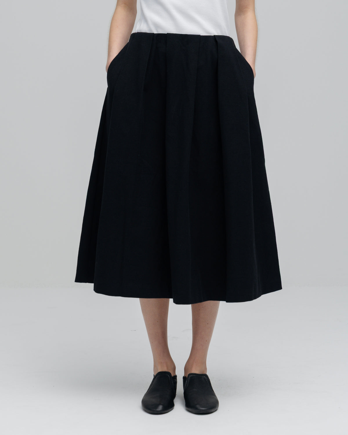 HOPSACK TUCK FLARE SKIRT(ホップサックタックフレアスカート)|ONIT(オニット)OFFICIAL ONLINE STORE