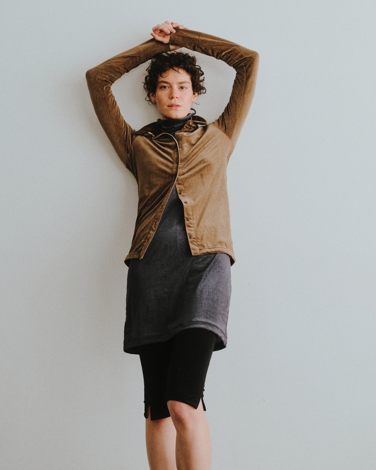 SHEER VELOUR TIGHT SHIRTS（シアーベロアタイトシャツ）｜ONIT