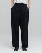 HOPSACK CENTER PRESS TUCK PANTS（ホップサックセッタープレスタックパンツ）｜ONIT（オニット）OFFICIAL ONLINE STORE