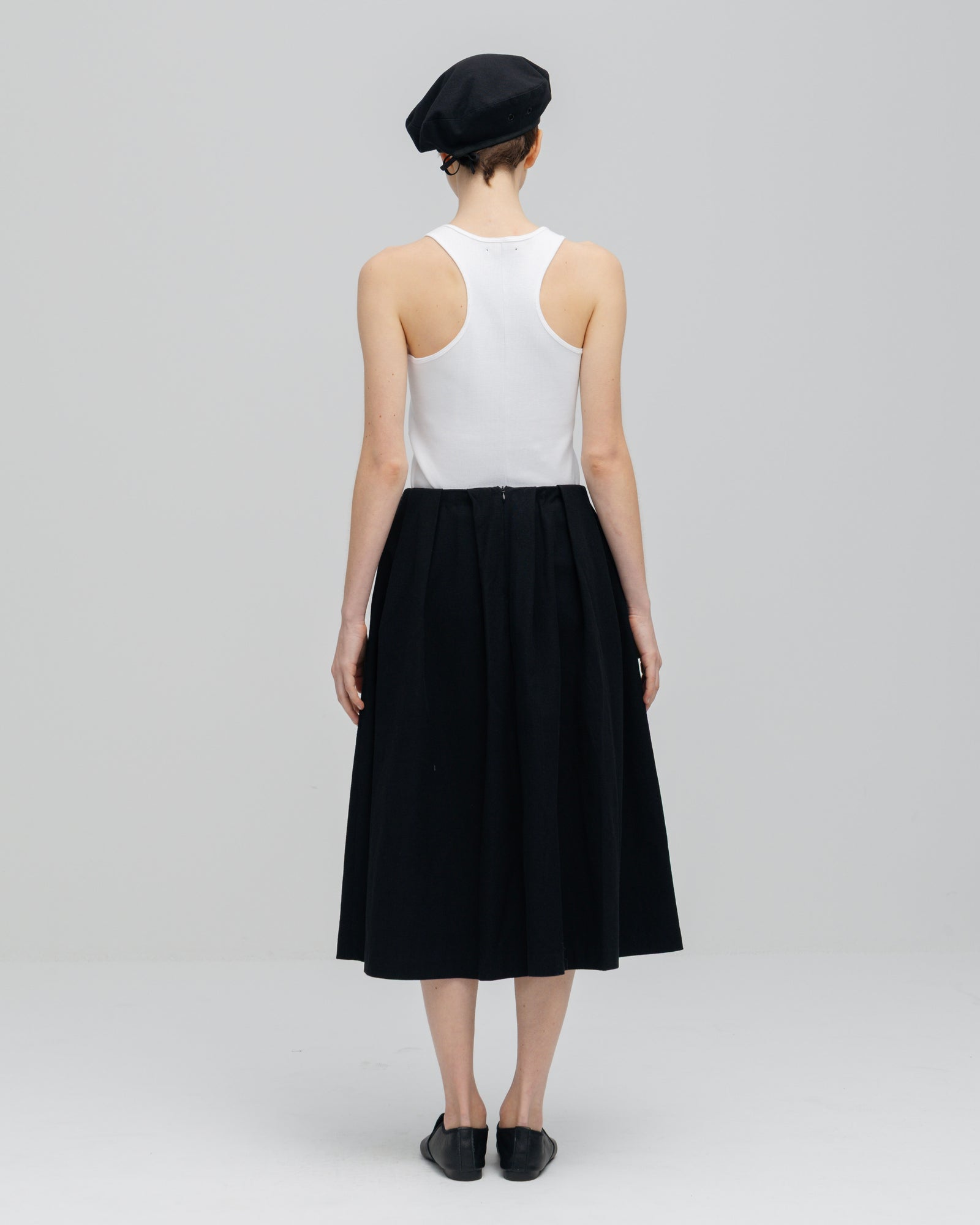 HOPSACK TUCK FLARE SKIRT（ホップサックタックフレアスカート）｜ONIT